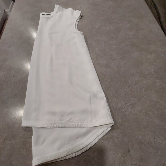 SEG'MENTS LUXE Women's 100% Rayon White Cap Sleeves Top w/Keyhole Back - Medium - Picture 7 of 7